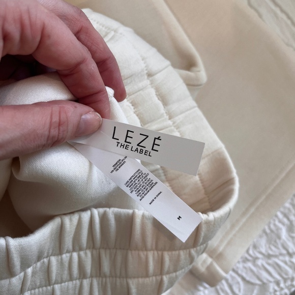 Lezé the Label Matching Set, Medium Bone - Picture 8 of 12